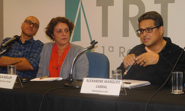 filosofo alexandre cabral fala sobre conceito de igualdade e conflitos seminário acordos extrajudiciais na reforma trabalhista