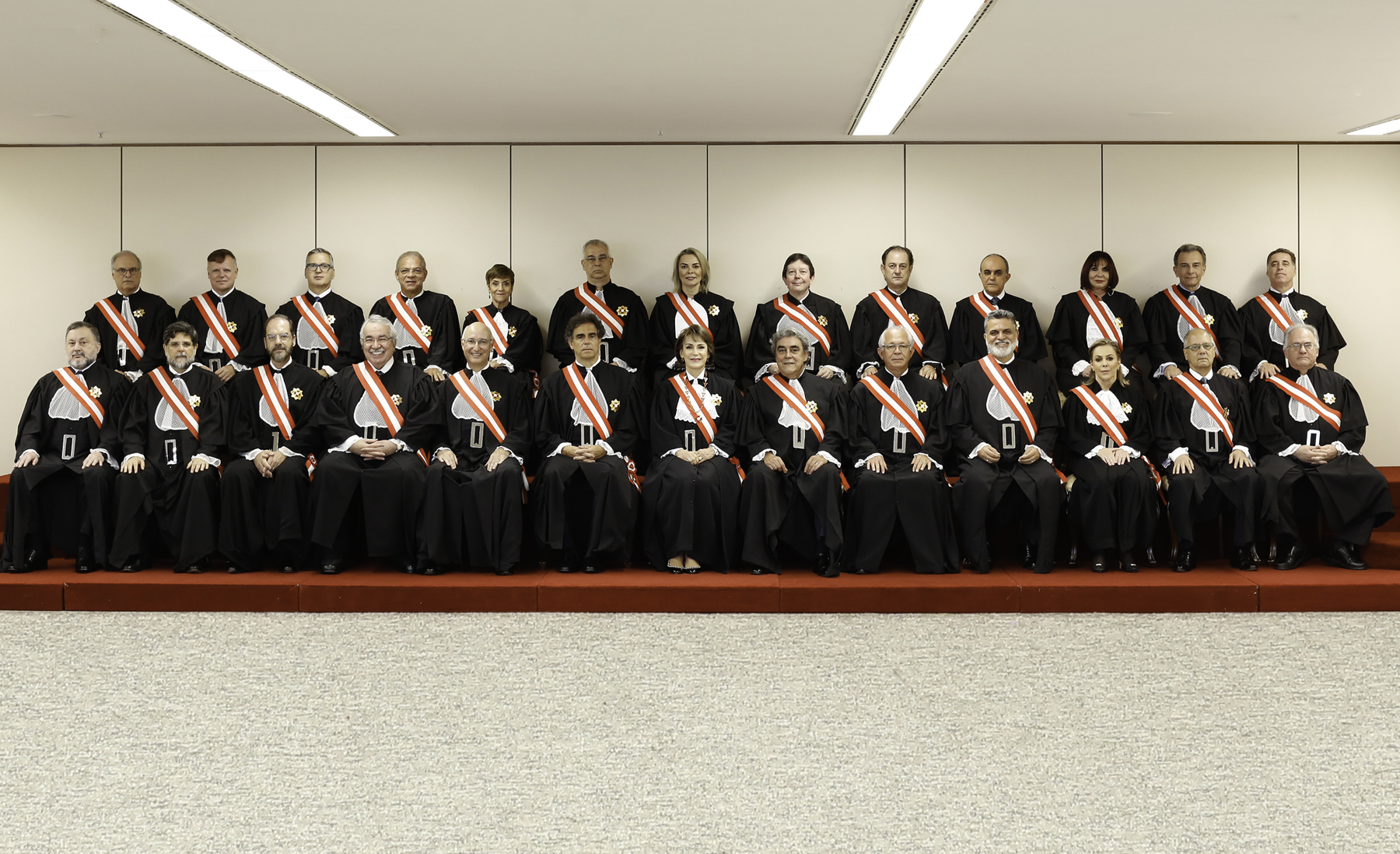 Maria Cristina Peduzzi é a primeira mulher a assumir a presidência do TST