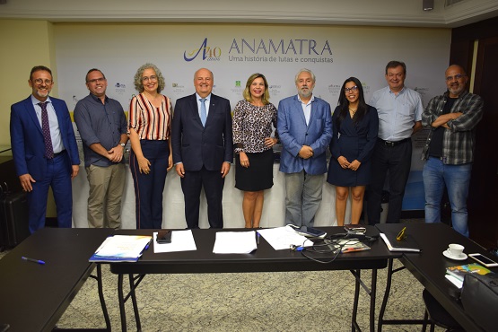 Magistrados das Amatras 3 e 8 vencem 1º Concurso Literário da Anamatra