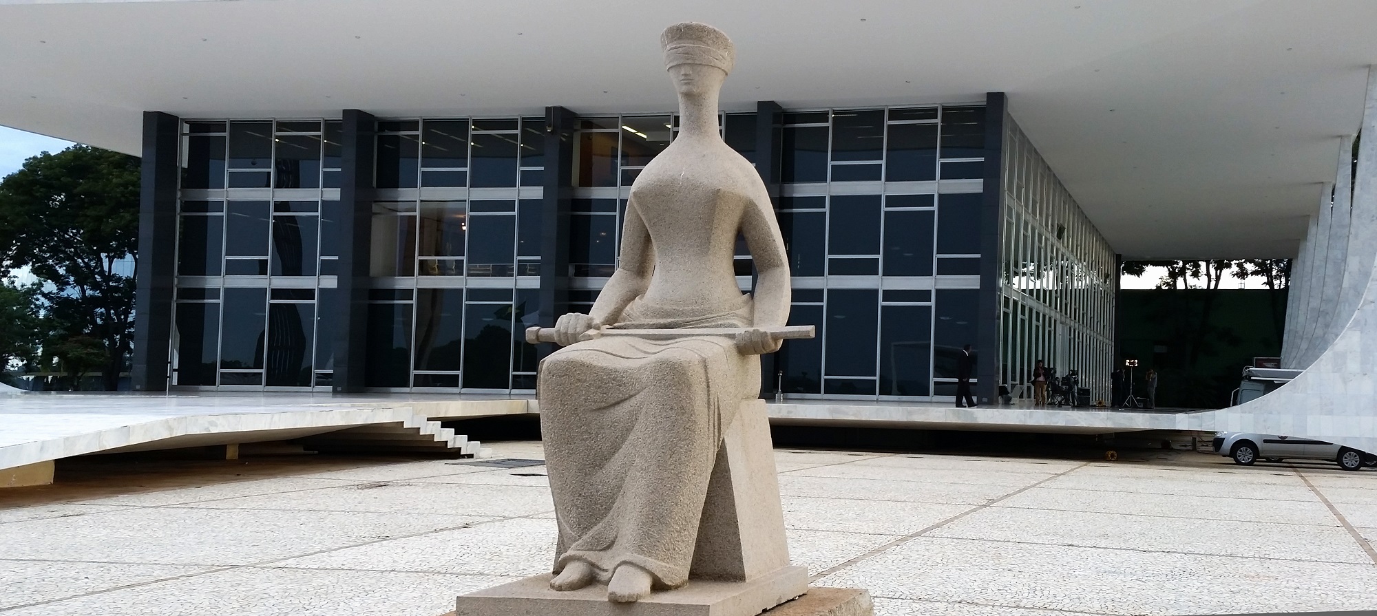 Lewandowski mantém mediação sindical em acordos durante pandemia